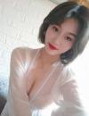白皙巨乳骚逼妹
