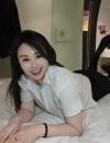 职业装温柔少妇